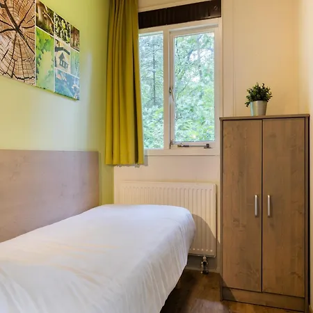 Cozy Forest Retreat Near Feriehus Putten