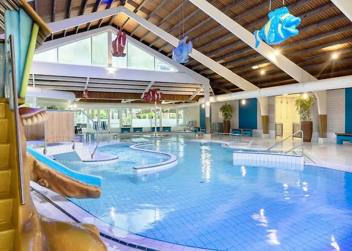 Cozy Forest Retreat Near Dom wakacyjny