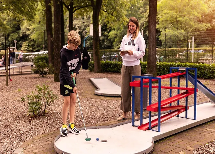 Cozy Forest Retreat Near *