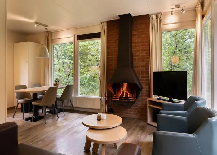 Cozy Forest Retreat Near *