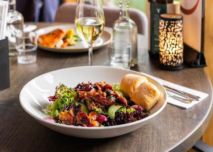 Dom wakacyjny Cozy Forest Retreat Near *